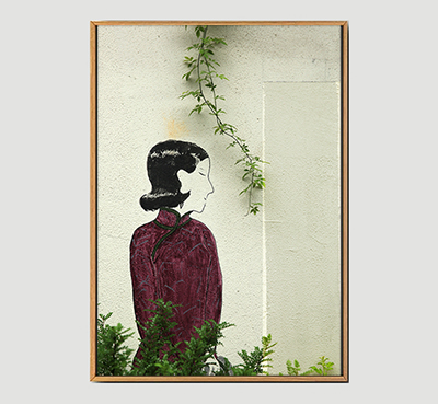 Chinese Lady - Framed Wall Art Size 20in x 29in